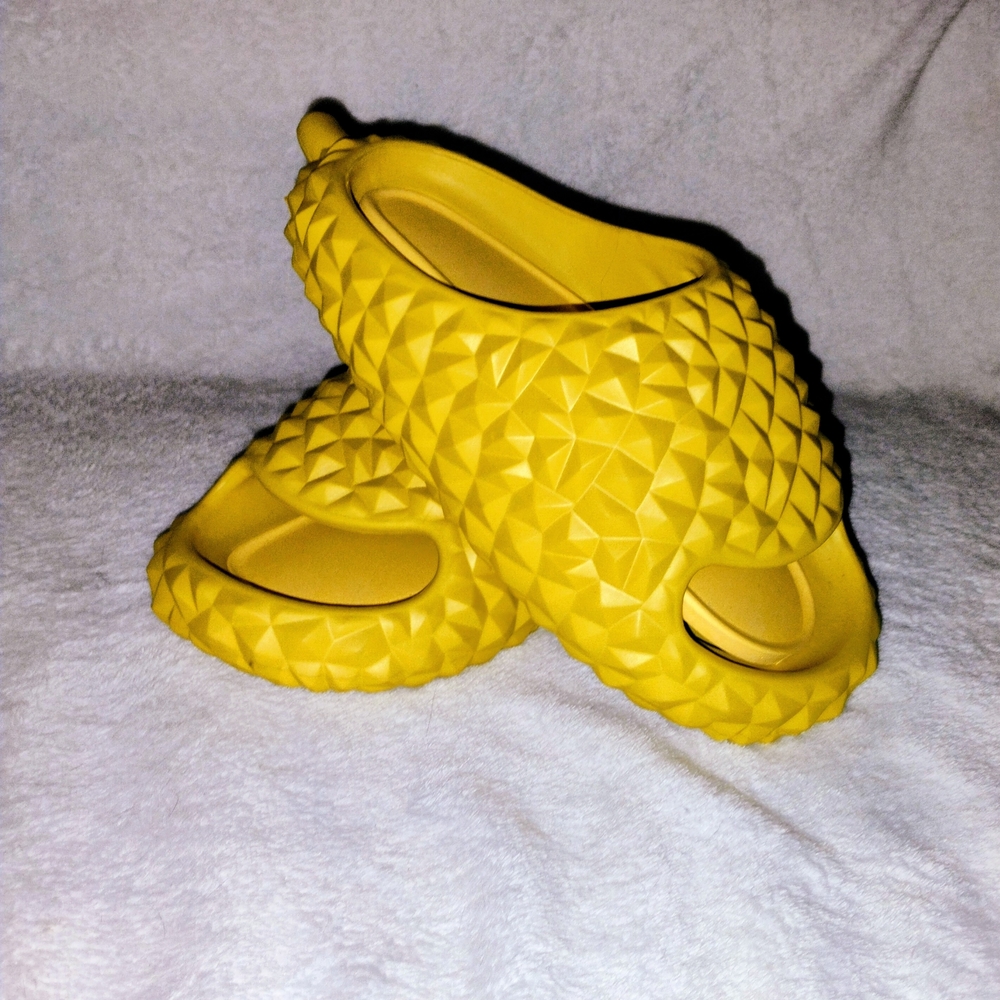 SHEIN Yellow Pineapple Fun Textured Sandals